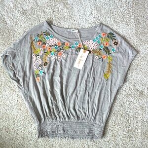 NWT In Loom Blouse Sz Small